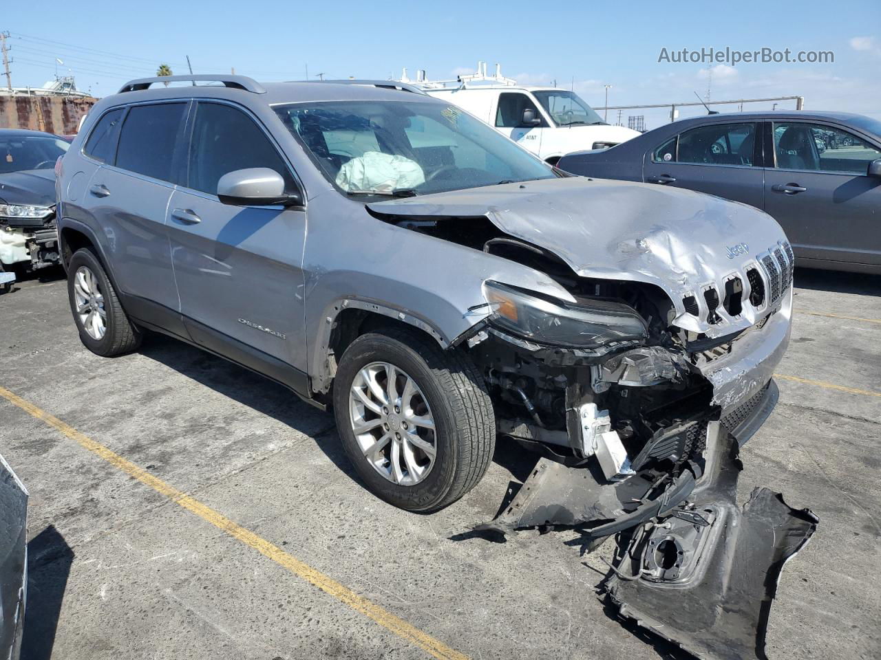 2019 Jeep Cherokee Latitude Gray vin: 1C4PJLCB8KD344603