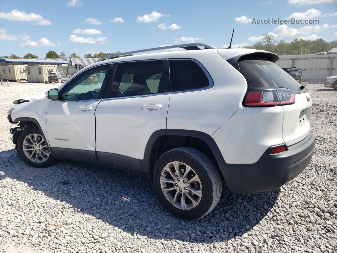 2019 Jeep Cherokee Latitude White vin: 1C4PJLCB8KD348831