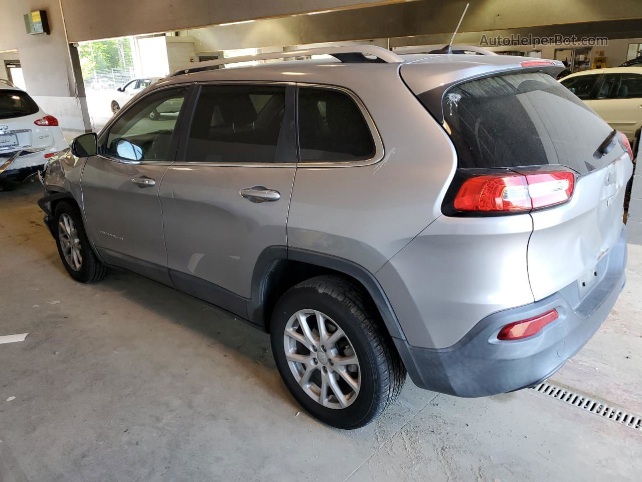 2014 Jeep Cherokee Latitude Silver vin: 1C4PJLCB9EW179055