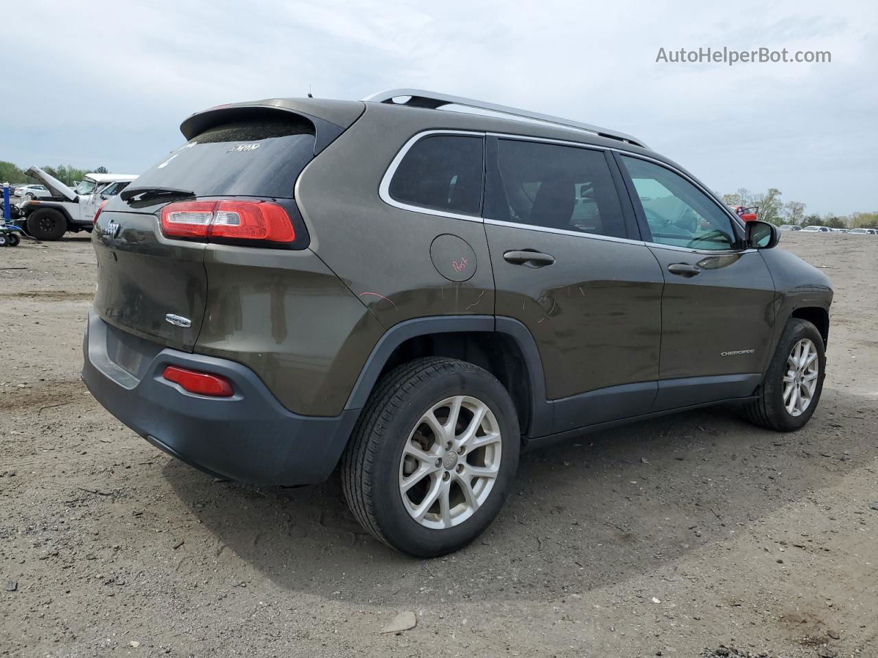 2015 Jeep Cherokee Latitude Green vin: 1C4PJLCB9FW627411