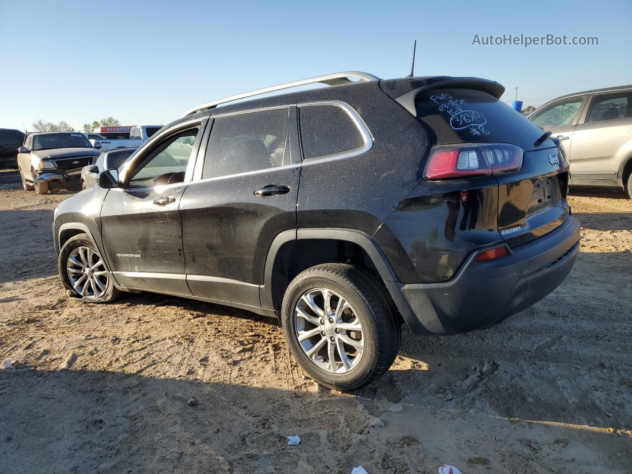 2019 Jeep Cherokee Latitude Черный vin: 1C4PJLCB9KD187535