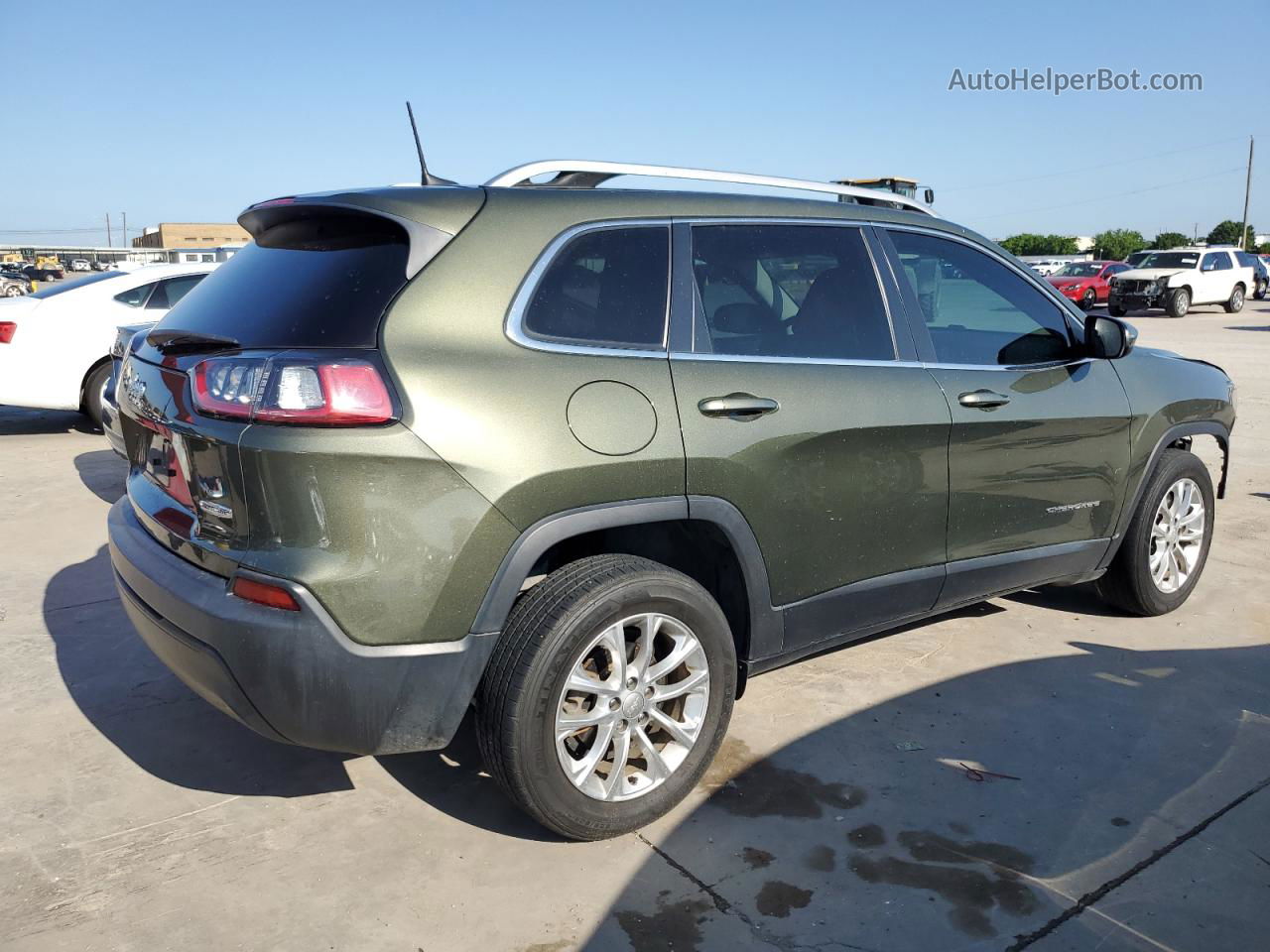 2019 Jeep Cherokee Latitude Green vin: 1C4PJLCB9KD193450