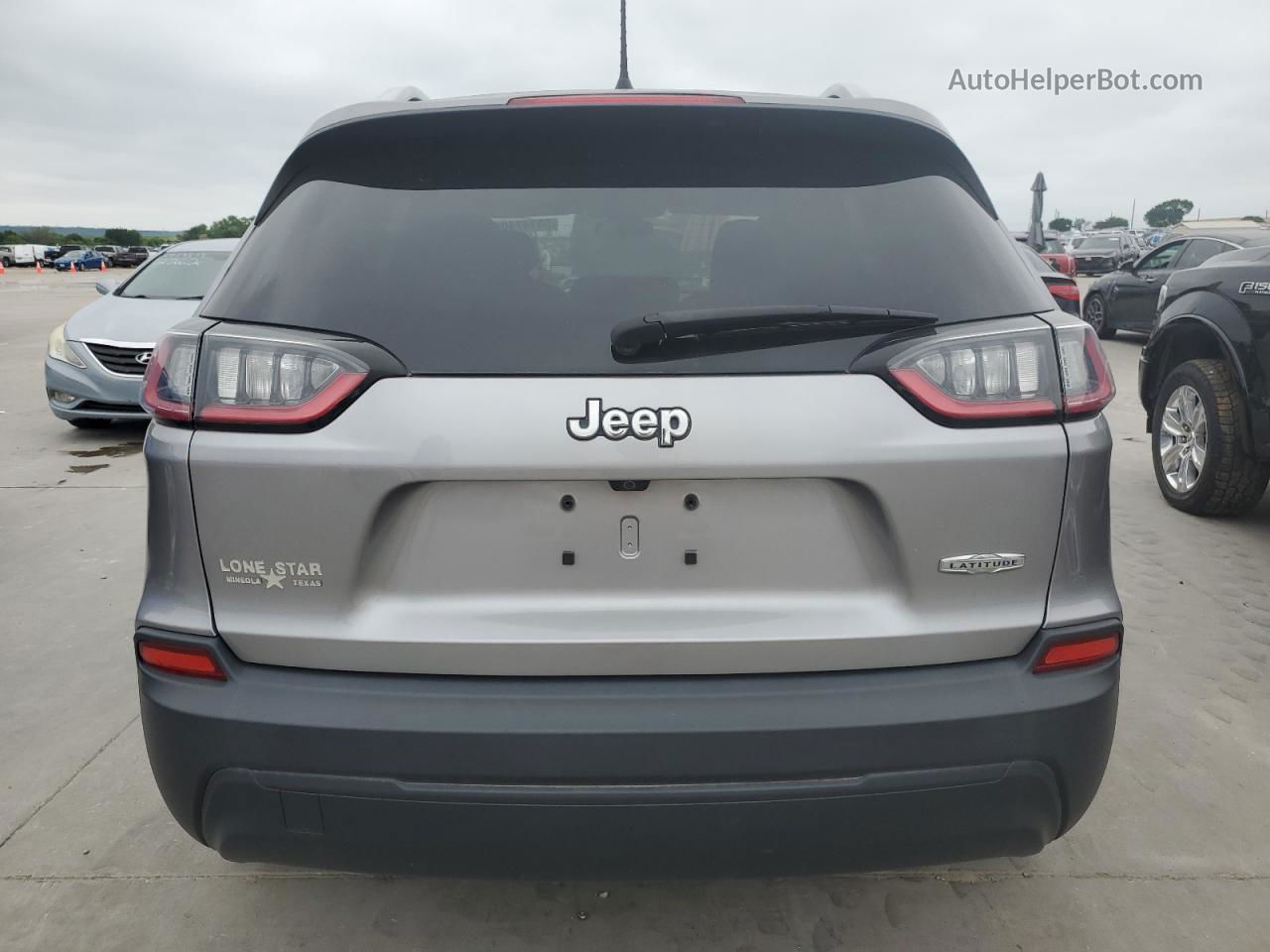 2019 Jeep Cherokee Latitude Gray vin: 1C4PJLCB9KD325851