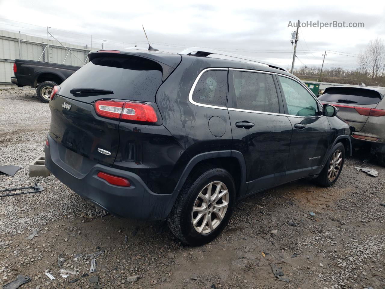 2014 Jeep Cherokee Latitude Черный vin: 1C4PJLCBXEW323700