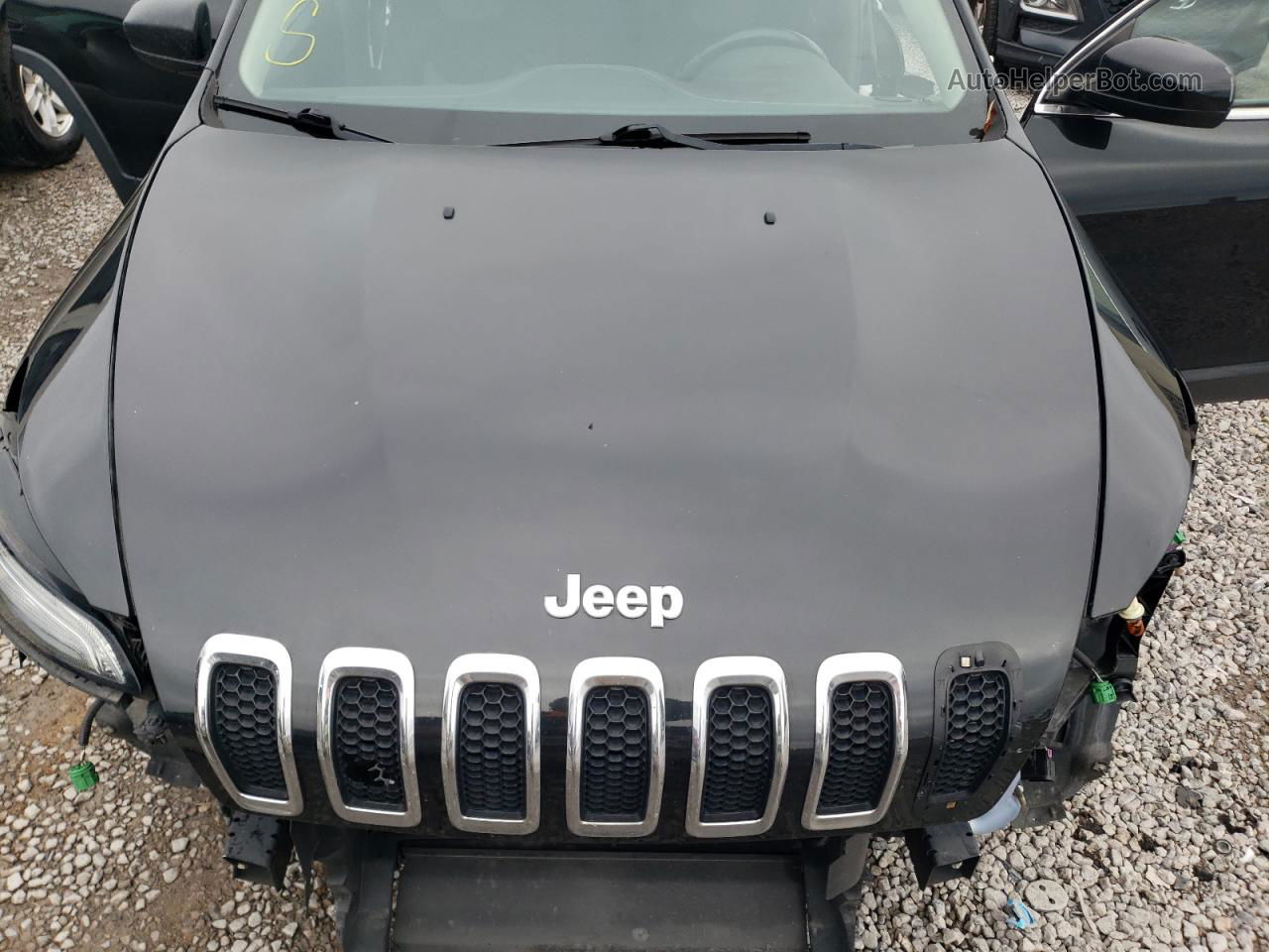 2014 Jeep Cherokee Latitude Black vin: 1C4PJLCBXEW323700