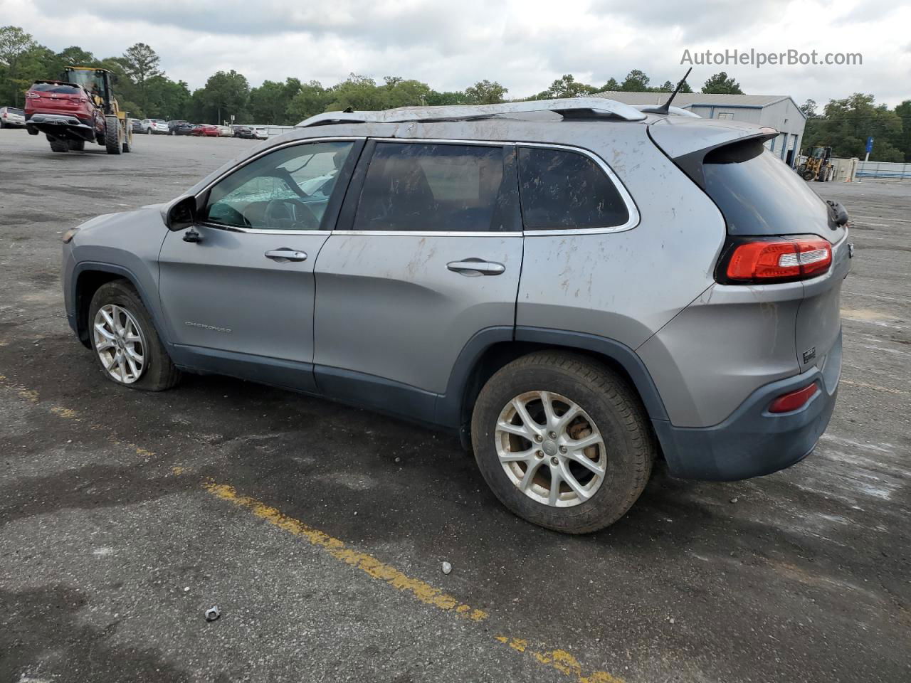 2015 Jeep Cherokee Latitude Silver vin: 1C4PJLCBXFW730904