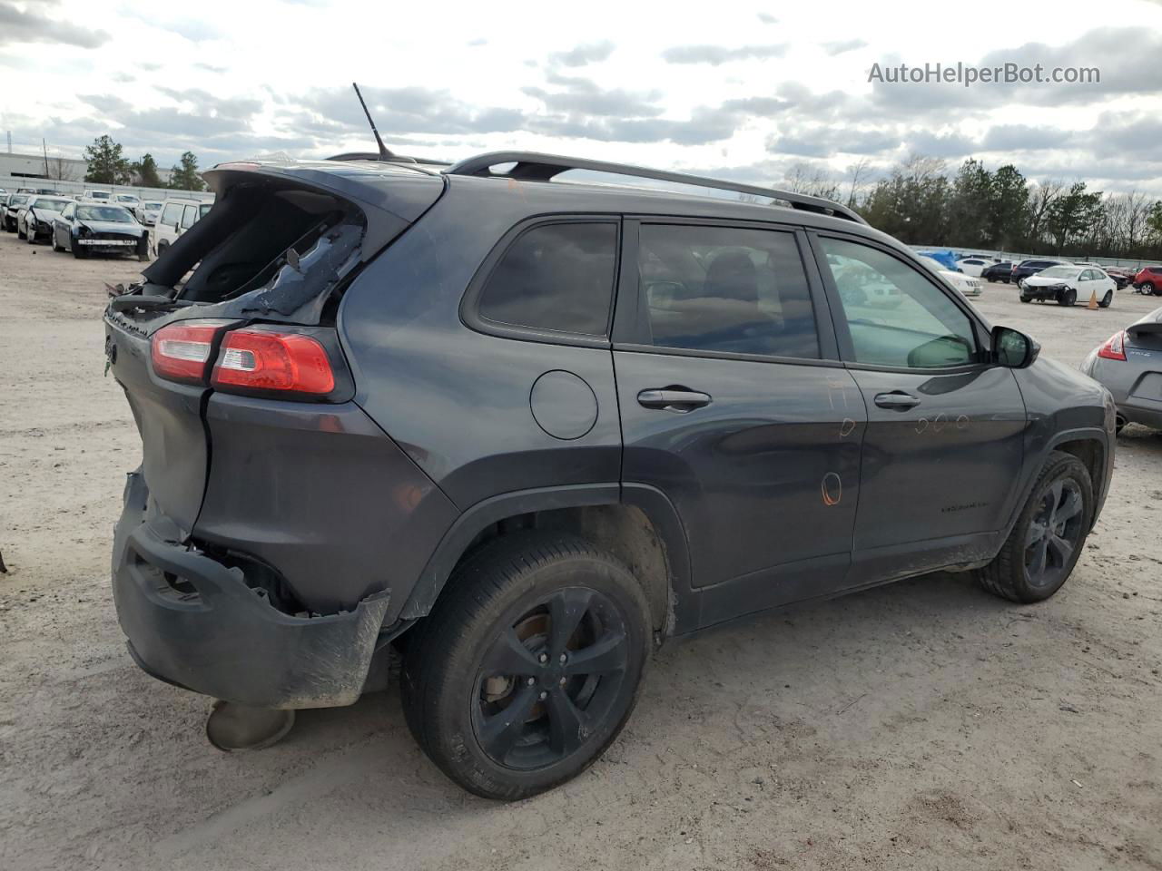 2015 Jeep Cherokee Latitude Gray vin: 1C4PJLCBXFW737626