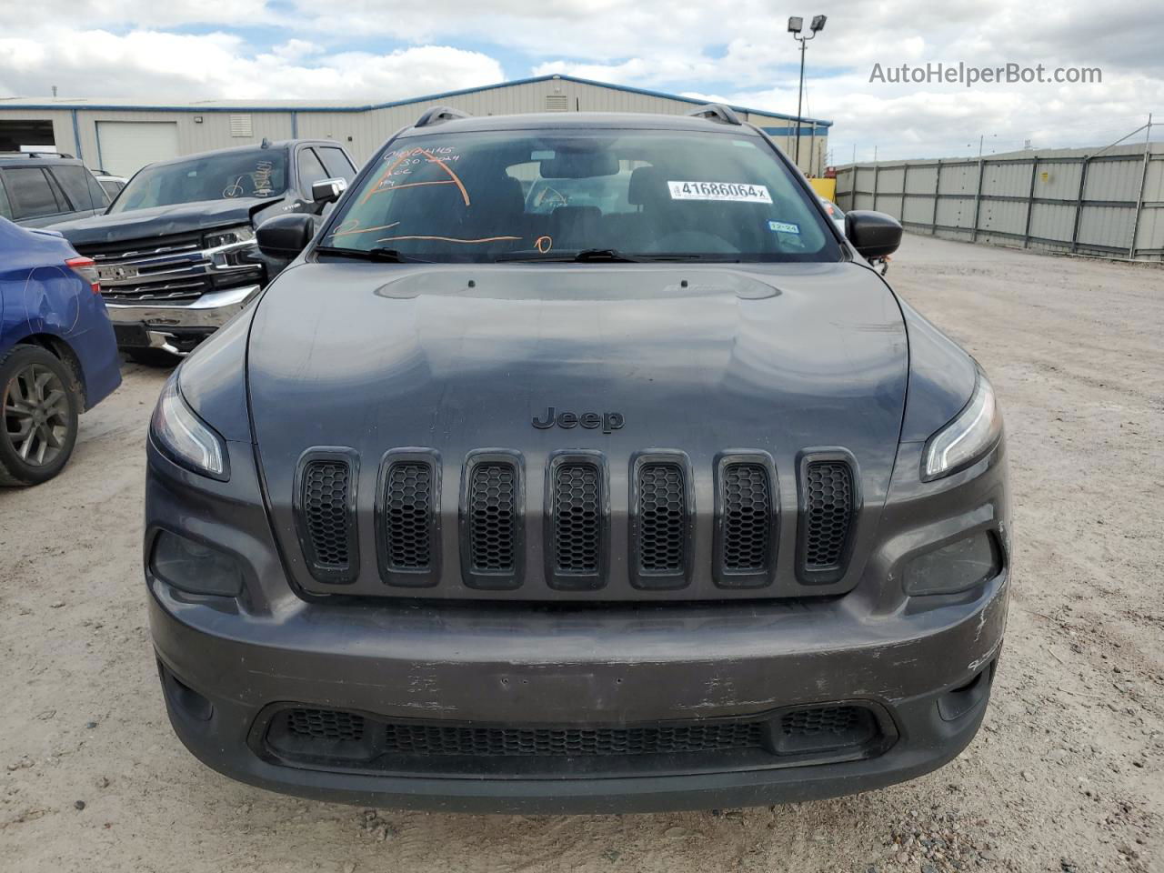 2015 Jeep Cherokee Latitude Gray vin: 1C4PJLCBXFW737626