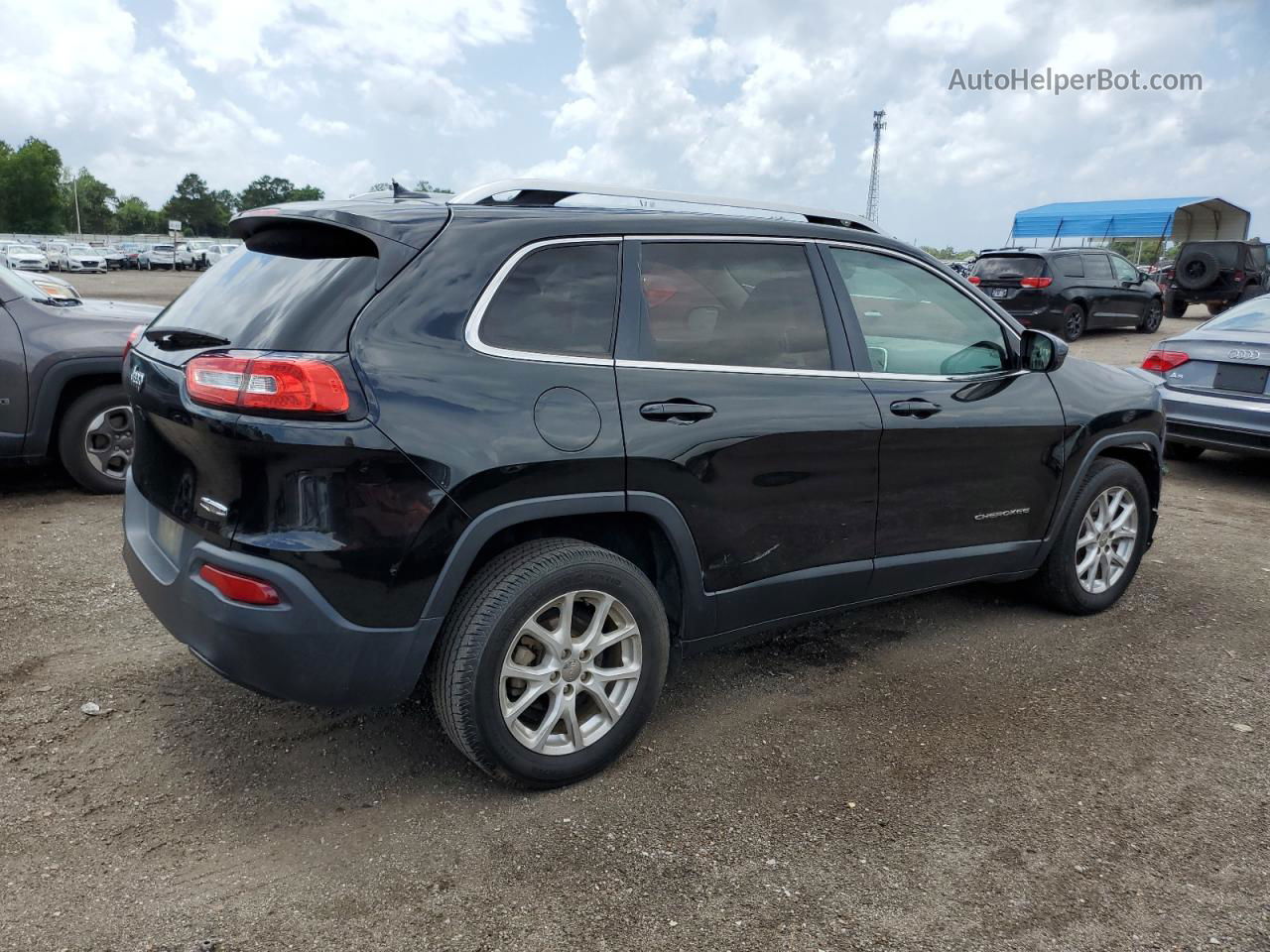 2015 Jeep Cherokee Latitude Black vin: 1C4PJLCBXFW759822