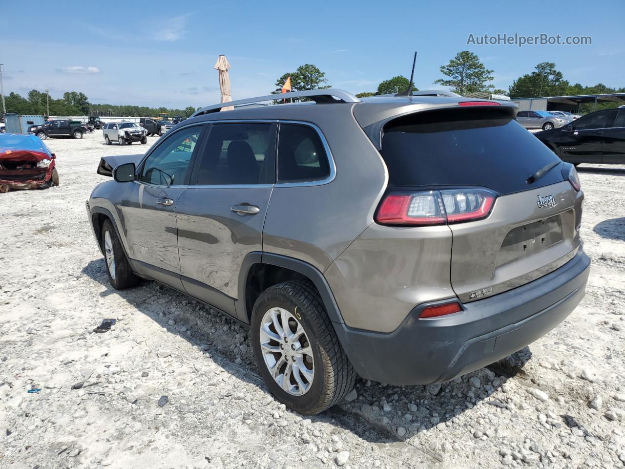 2019 Jeep Cherokee Latitude Tan vin: 1C4PJLCBXKD221367