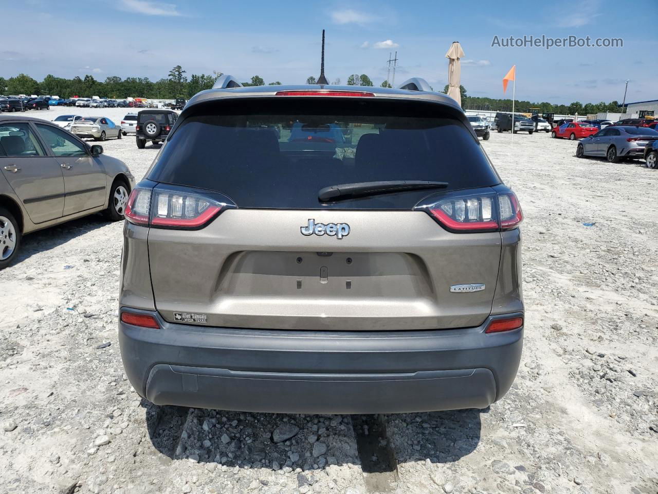 2019 Jeep Cherokee Latitude Tan vin: 1C4PJLCBXKD221367