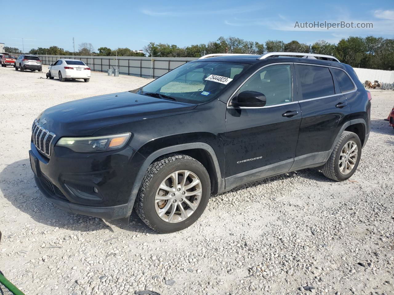 2019 Jeep Cherokee Latitude Black vin: 1C4PJLCBXKD373519