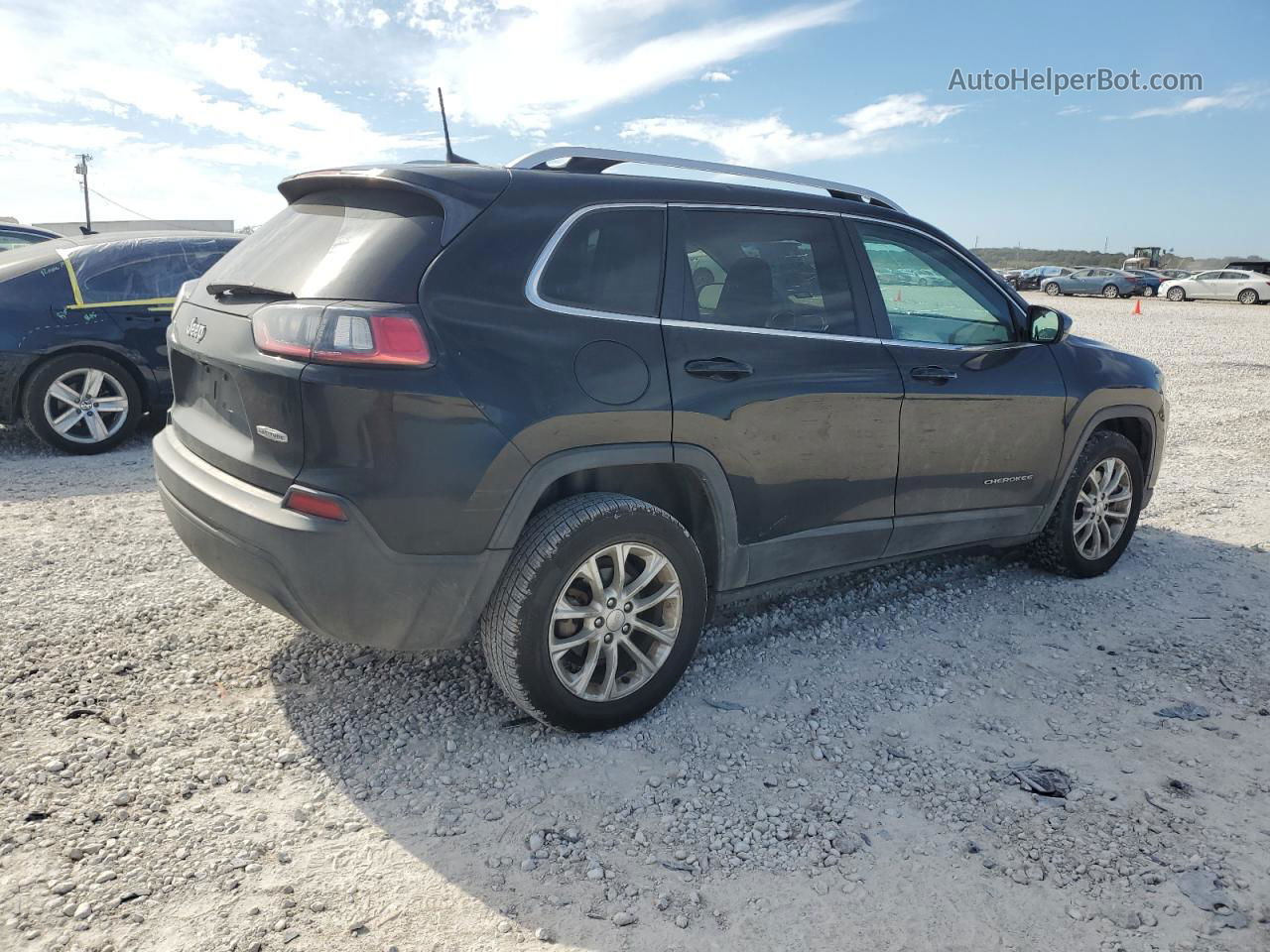 2019 Jeep Cherokee Latitude Черный vin: 1C4PJLCBXKD373519