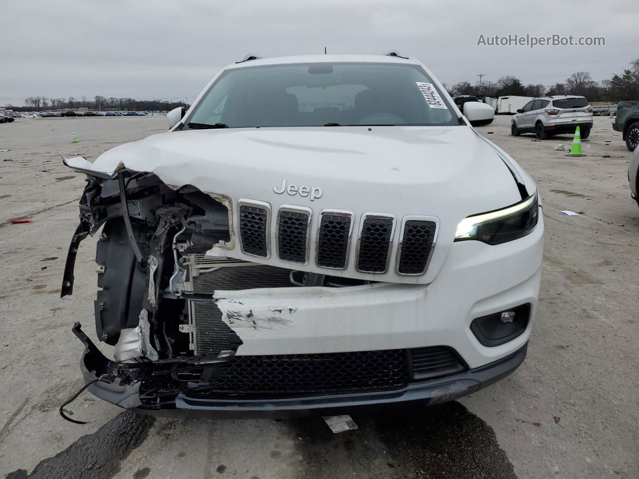 2019 Jeep Cherokee Latitude White vin: 1C4PJLCBXKD412027