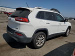 2014 Jeep Cherokee Latitude White vin: 1C4PJLCS1EW115415