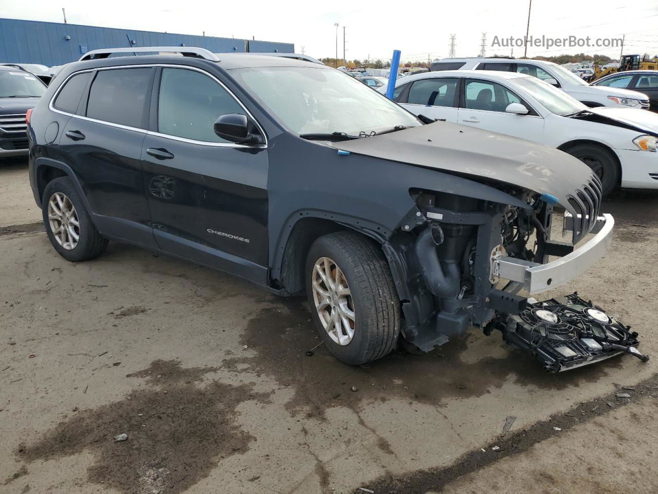 2014 Jeep Cherokee Latitude Черный vin: 1C4PJLCS1EW311760