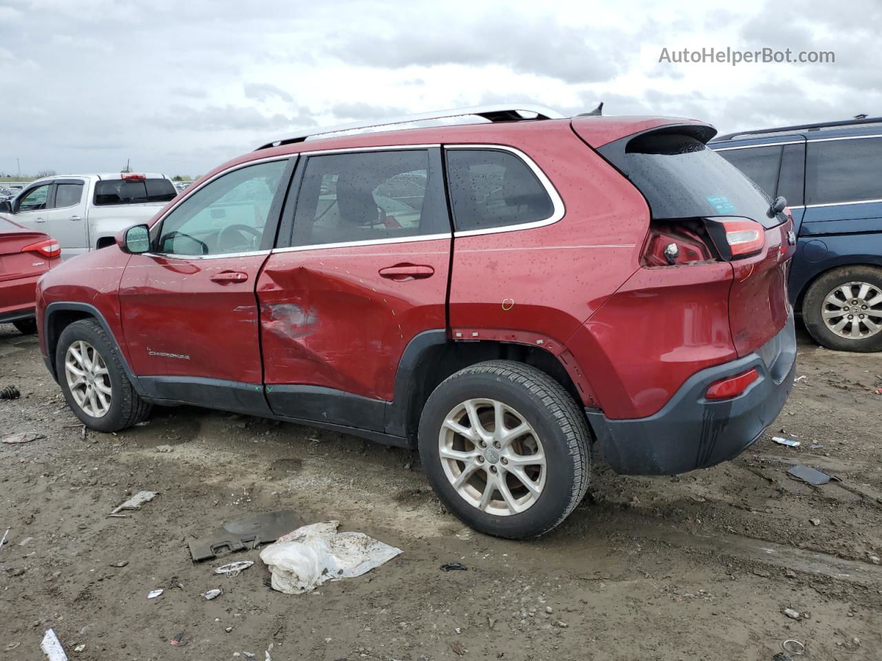 2014 Jeep Cherokee Latitude Red vin: 1C4PJLCS2EW241850