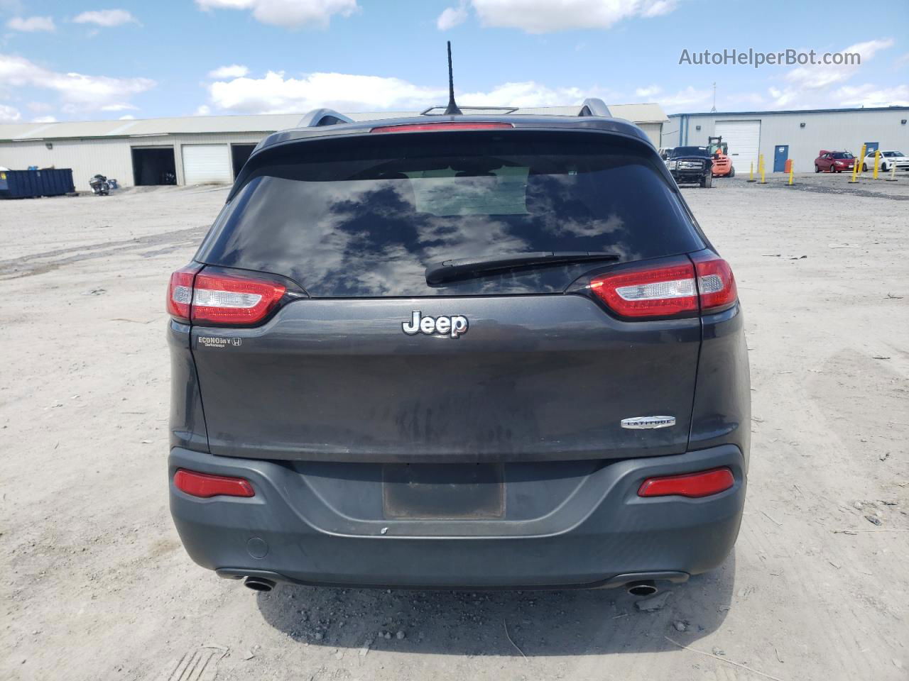 2014 Jeep Cherokee Latitude Black vin: 1C4PJLCS3EW288322