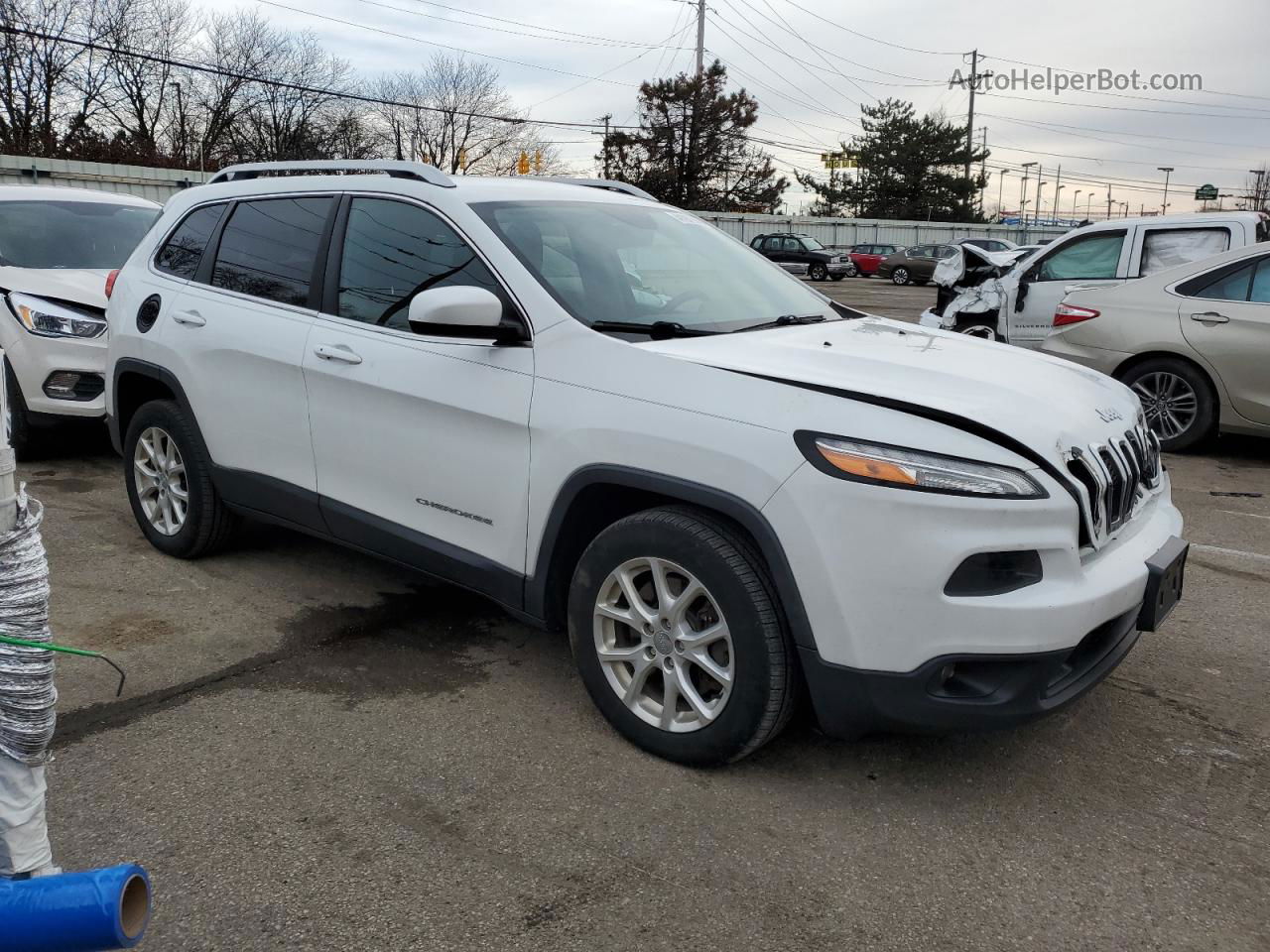 2015 Jeep Cherokee Latitude Белый vin: 1C4PJLCS3FW678273