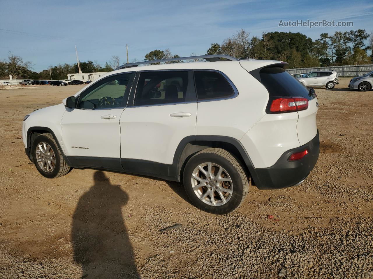 2015 Jeep Cherokee Latitude Белый vin: 1C4PJLCS4FW612055