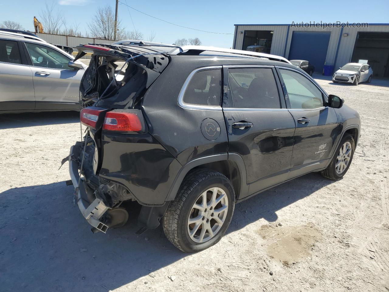 2015 Jeep Cherokee Latitude Black vin: 1C4PJLCS4FW643497