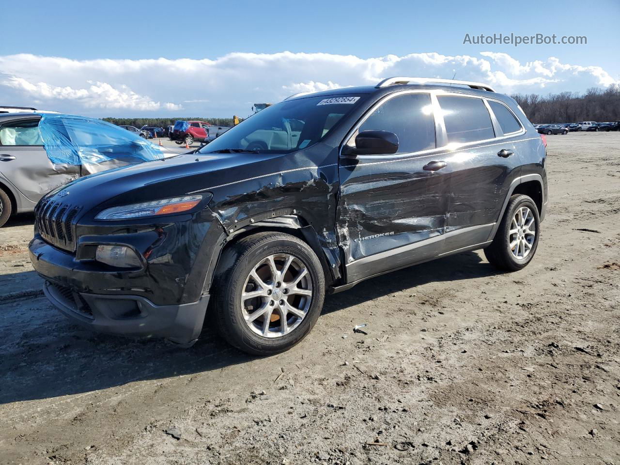 2015 Jeep Cherokee Latitude Black vin: 1C4PJLCS8FW553706