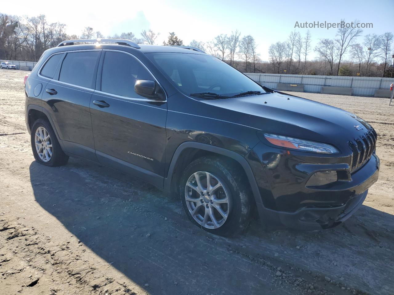 2015 Jeep Cherokee Latitude Черный vin: 1C4PJLCS8FW553706