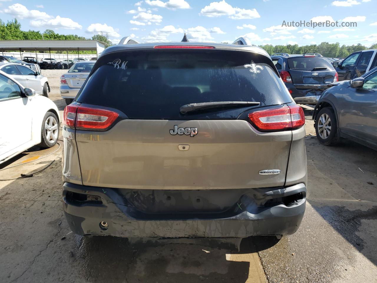 2016 Jeep Cherokee Latitude Серый vin: 1C4PJLCS9GW258745