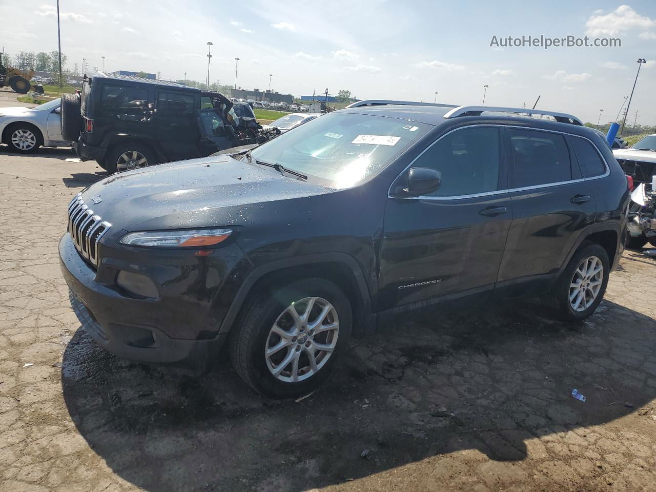 2014 Jeep Cherokee Latitude Black vin: 1C4PJLCSXEW102629