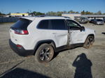 2019 Jeep Cherokee Latitude White vin: 1C4PJLCX1KD204758