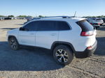 2019 Jeep Cherokee Latitude White vin: 1C4PJLCX1KD204758