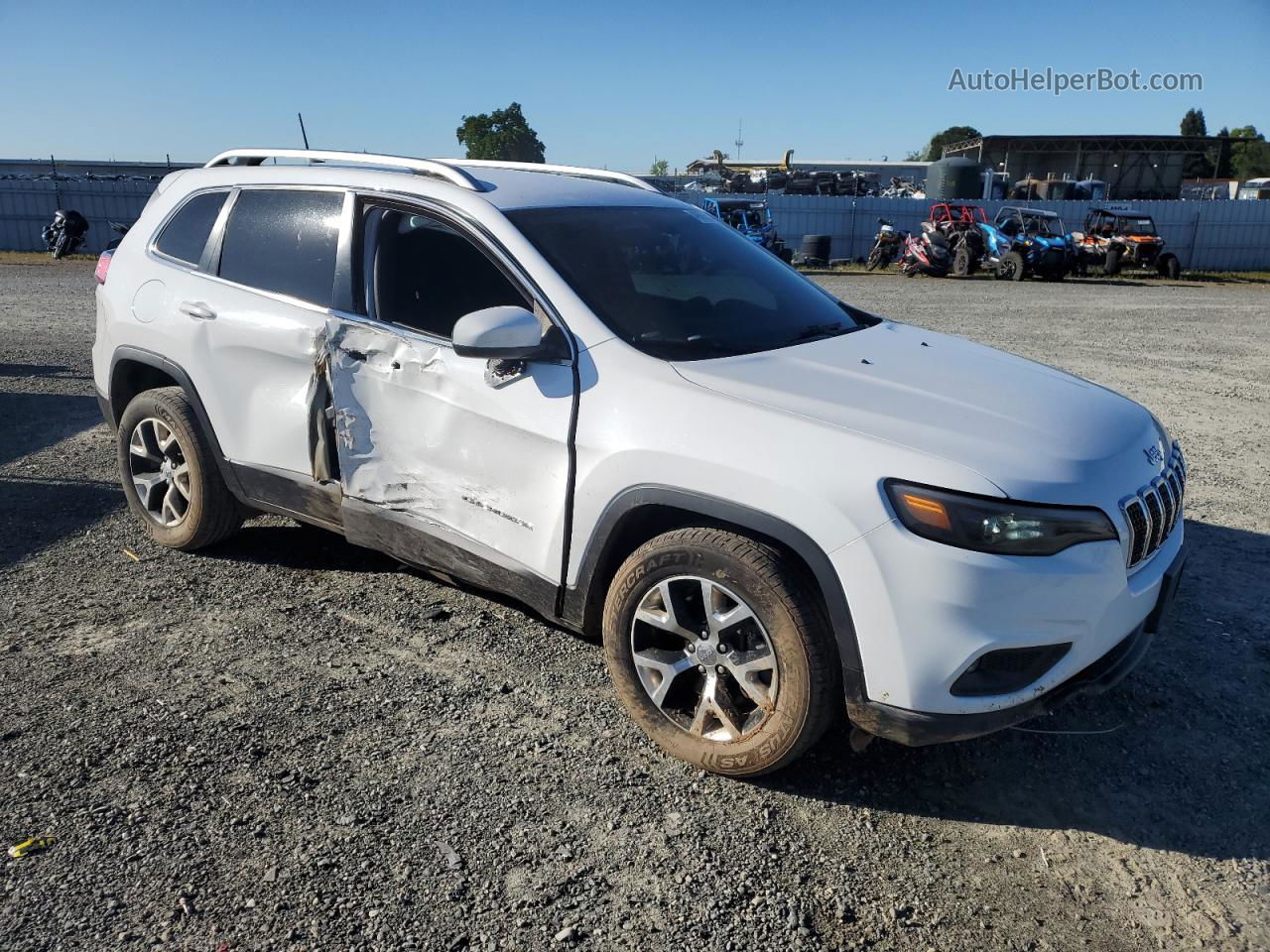 2019 Jeep Cherokee Latitude White vin: 1C4PJLCX1KD204758