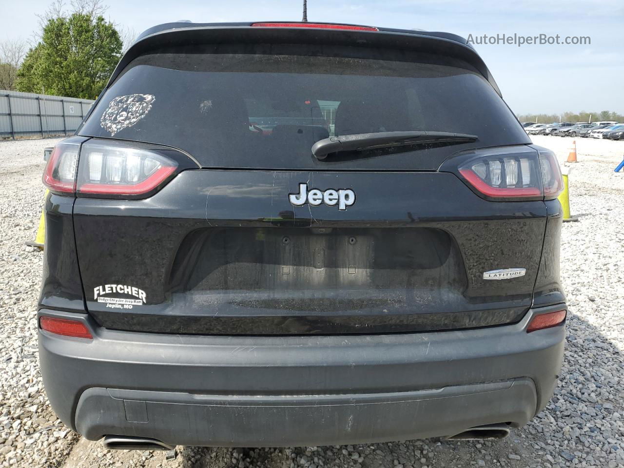 2019 Jeep Cherokee Latitude Black vin: 1C4PJLCX5KD144421