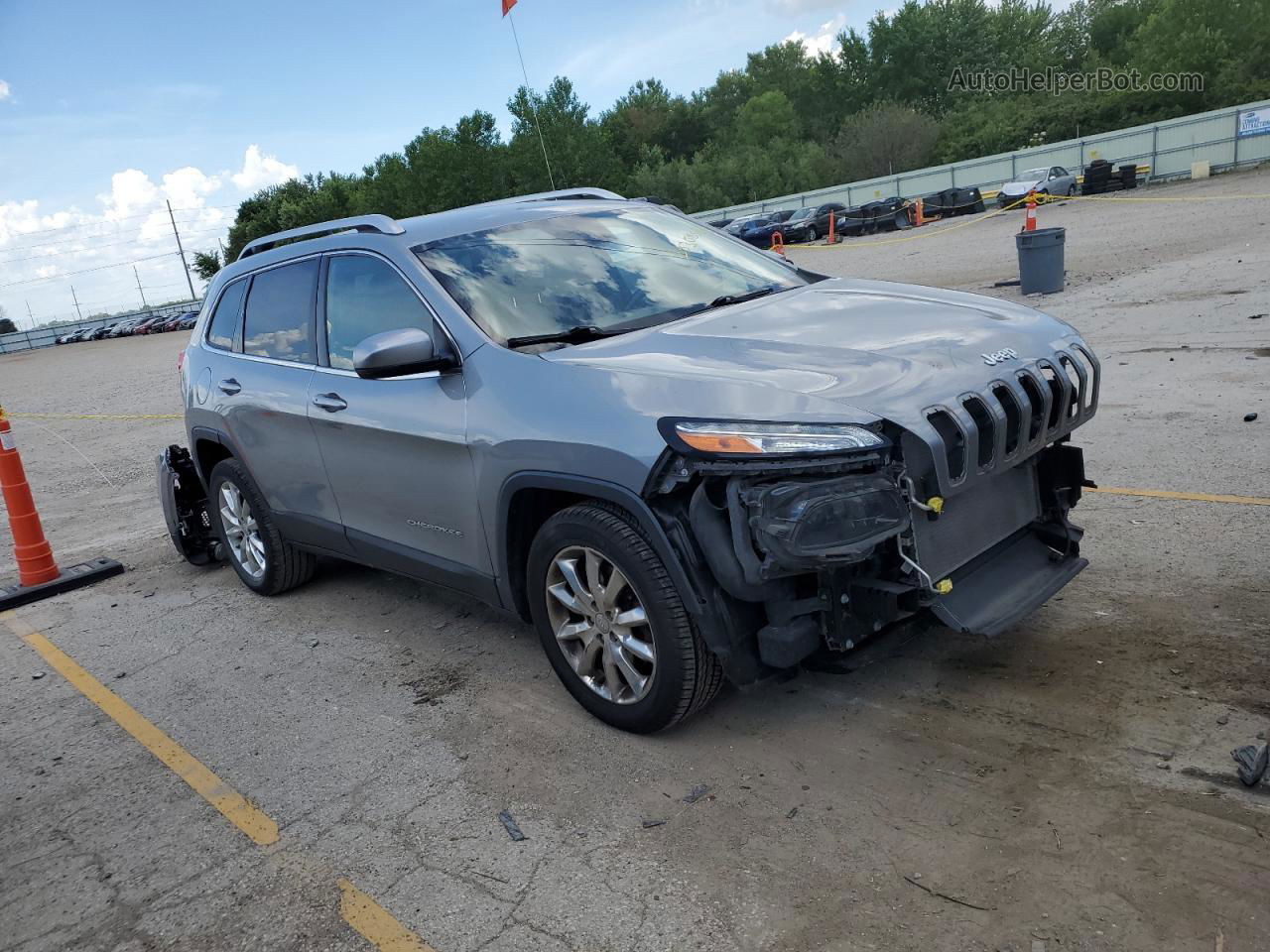 2015 Jeep Cherokee Limited Silver vin: 1C4PJLDS0FW782606