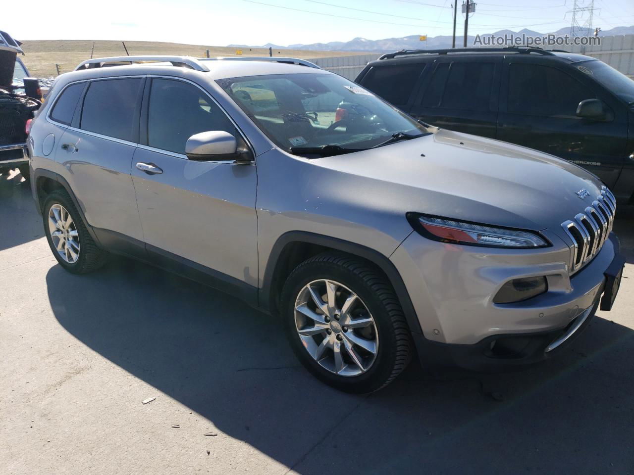 2014 Jeep Cherokee Limited Silver vin: 1C4PJLDS3EW103944