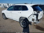 2019 Jeep Cherokee Latitude Plus Fwd White vin: 1C4PJLLB0KD131788