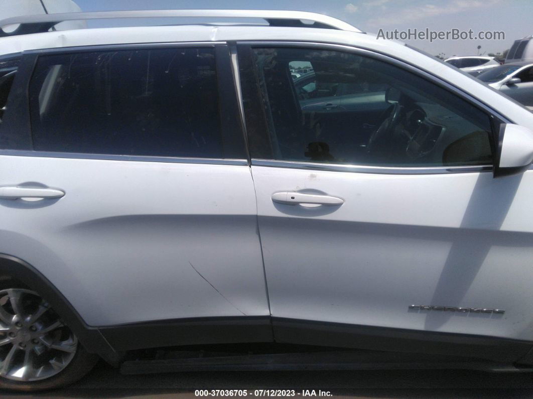 2019 Jeep Cherokee Latitude Plus White vin: 1C4PJLLB0KD274918