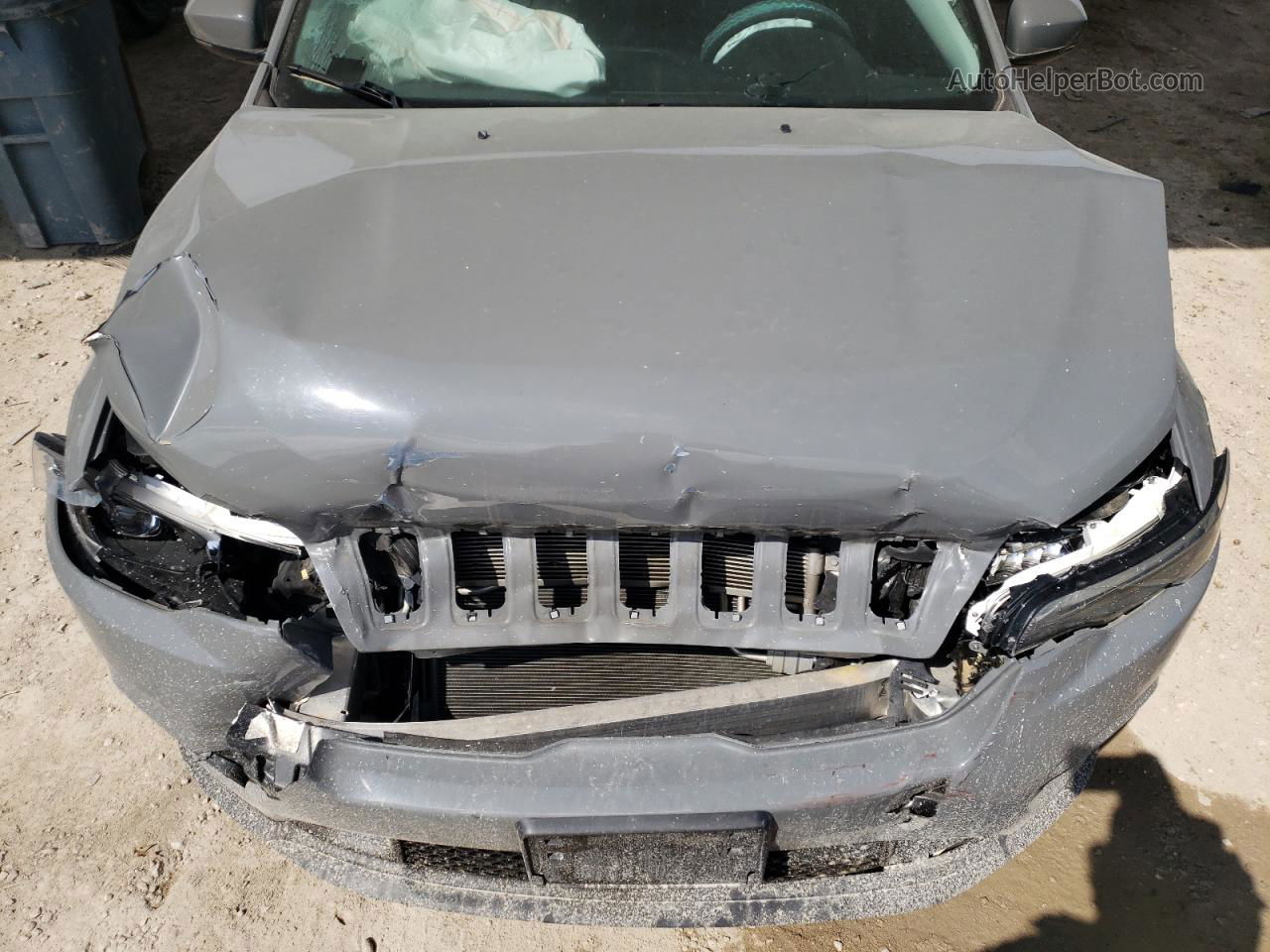 2019 Jeep Cherokee Latitude Plus Gray vin: 1C4PJLLB0KD434795