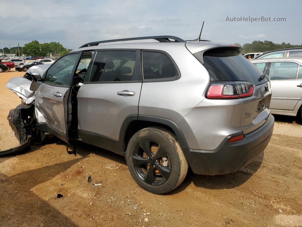 2021 Jeep Cherokee Latitude Plus Silver vin: 1C4PJLLB0MD163983