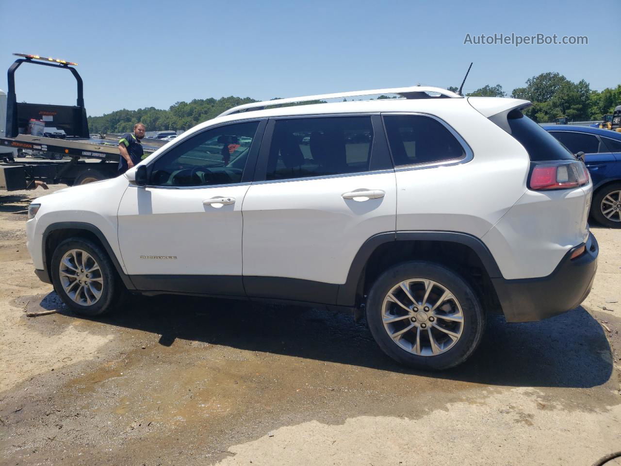 2019 Jeep Cherokee Latitude Plus Белый vin: 1C4PJLLB1KD184256