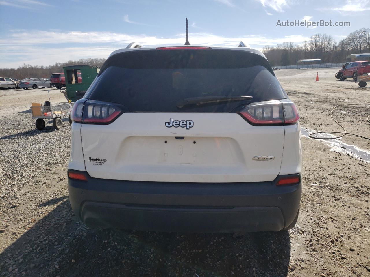 2019 Jeep Cherokee Latitude Plus White vin: 1C4PJLLB1KD324483