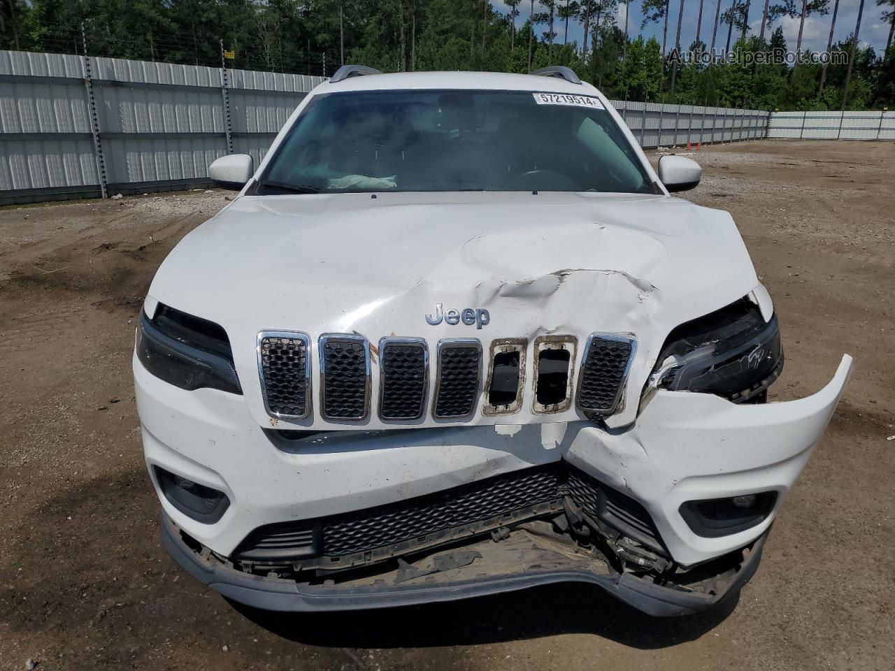 2019 Jeep Cherokee Latitude Plus White vin: 1C4PJLLB2KD151833