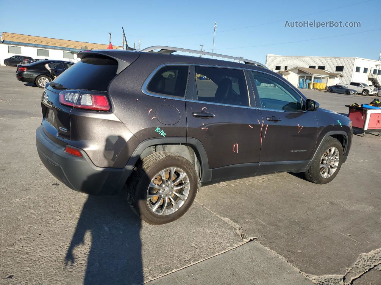 2019 Jeep Cherokee Latitude Plus Gray vin: 1C4PJLLB3KD154126