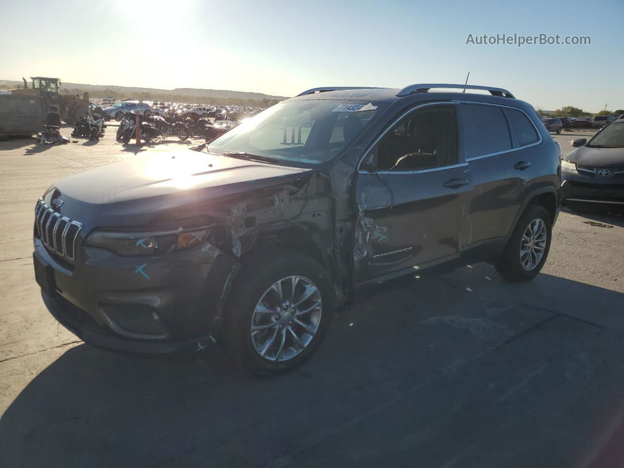 2019 Jeep Cherokee Latitude Plus Gray vin: 1C4PJLLB3KD154126