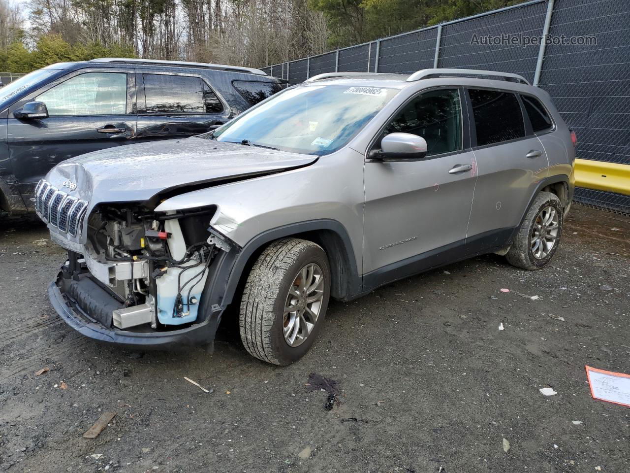 2019 Jeep Cherokee Latitude Plus Серебряный vin: 1C4PJLLB4KD159450