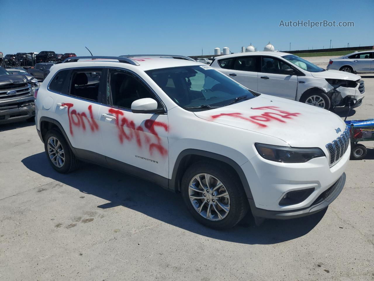 2019 Jeep Cherokee Latitude Plus White vin: 1C4PJLLB6KD289844