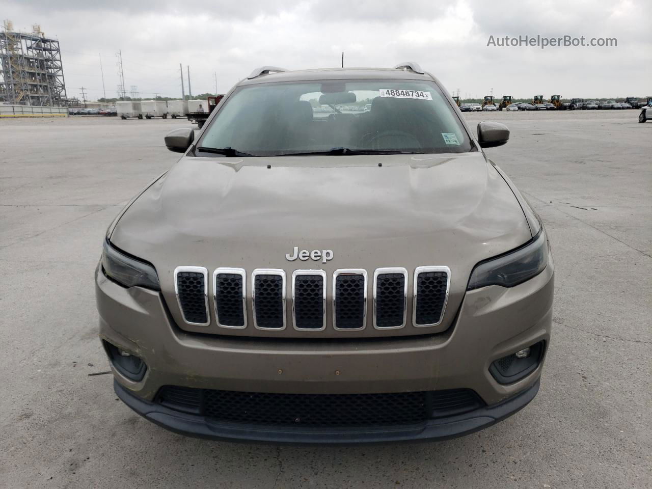 2019 Jeep Cherokee Latitude Plus Gold vin: 1C4PJLLB7KD327162