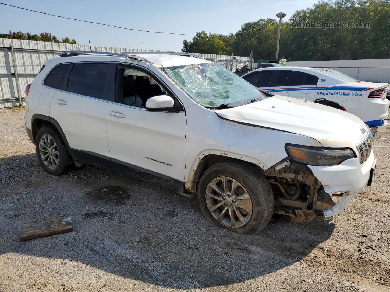 2019 Jeep Cherokee Latitude Plus White vin: 1C4PJLLB8KD201926