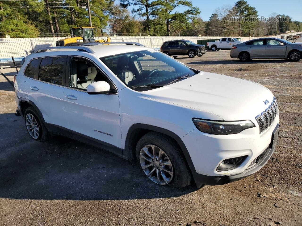 2019 Jeep Cherokee Latitude Plus Белый vin: 1C4PJLLB9KD143292