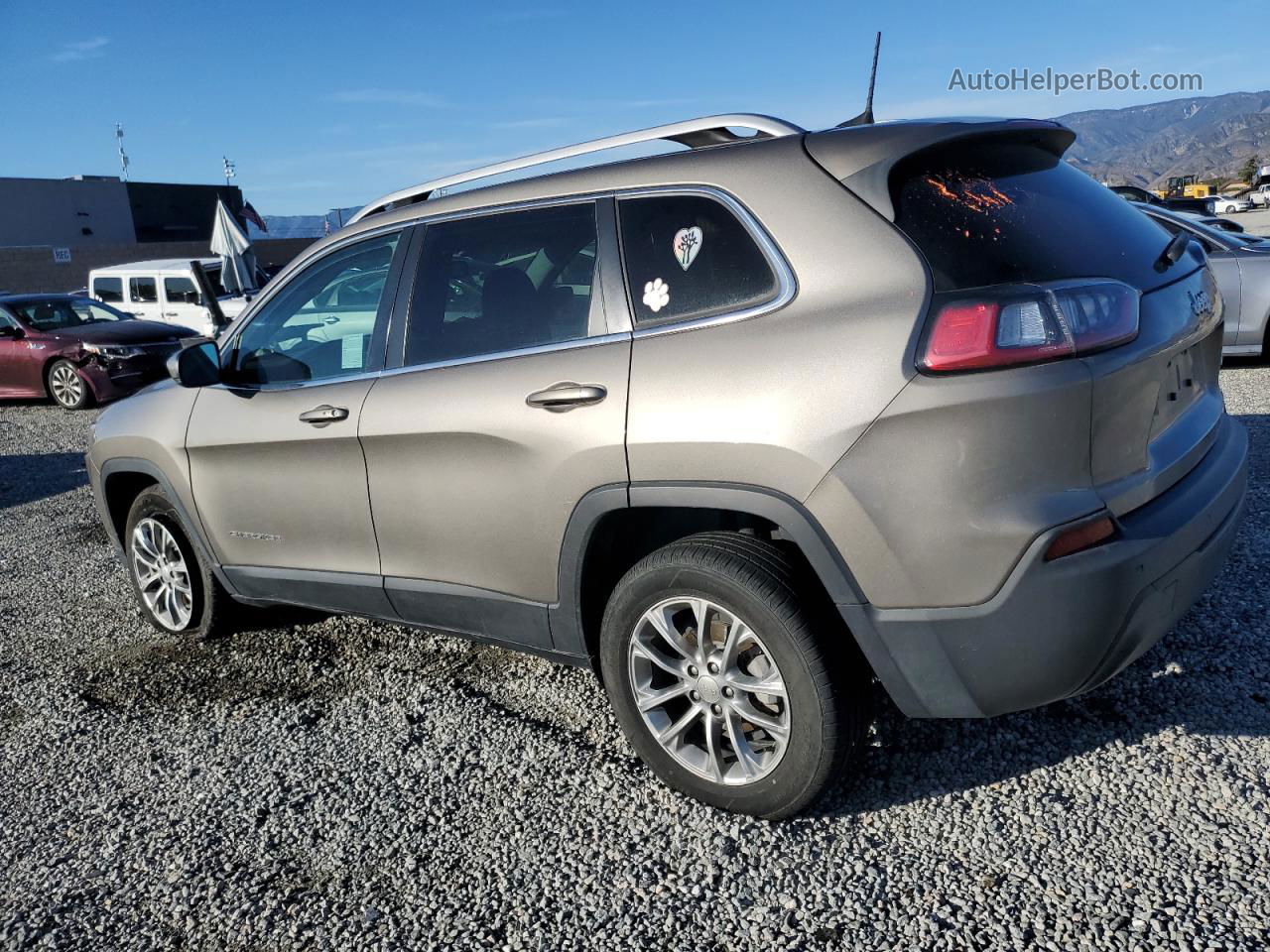 2021 Jeep Cherokee Latitude Plus Tan vin: 1C4PJLLBXMD168639